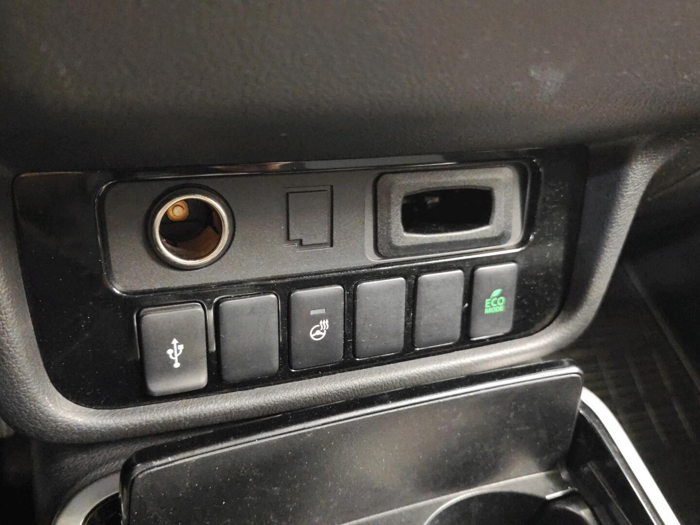 MITSUBISHI Outlander PHEV 2020