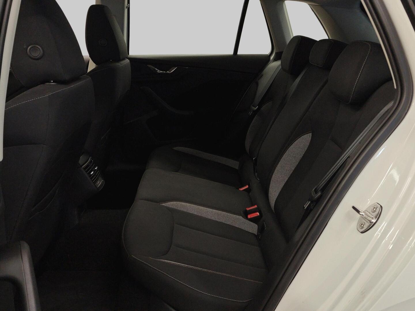 SKODA KAMIQ 2025