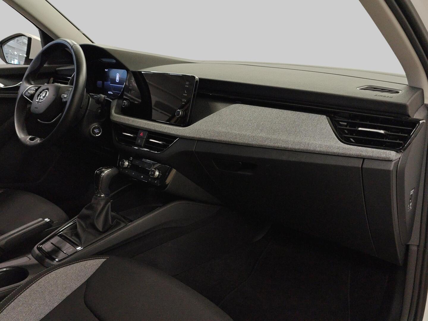 SKODA KAMIQ 2025