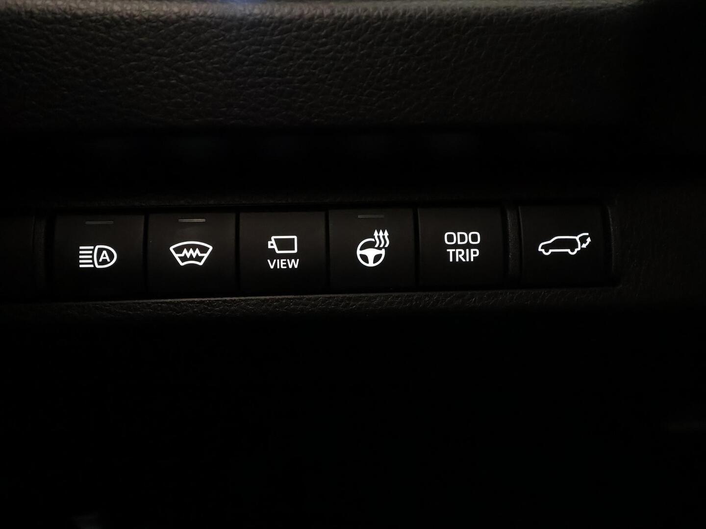 TOYOTA RAV4 2023