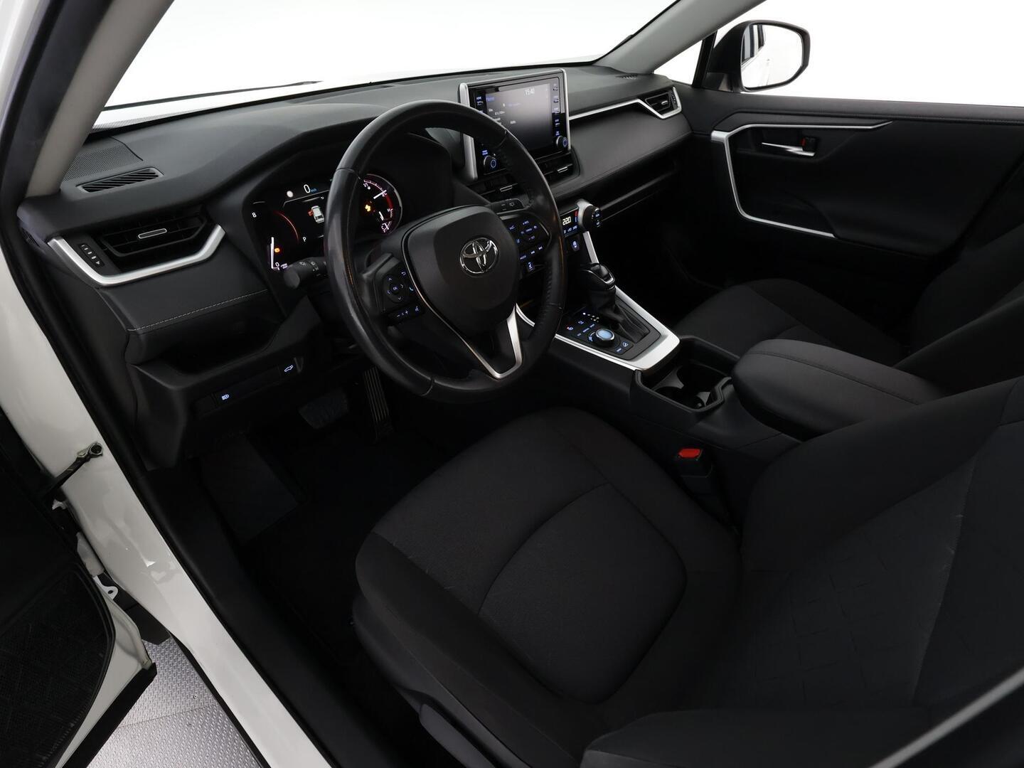TOYOTA RAV4 2020
