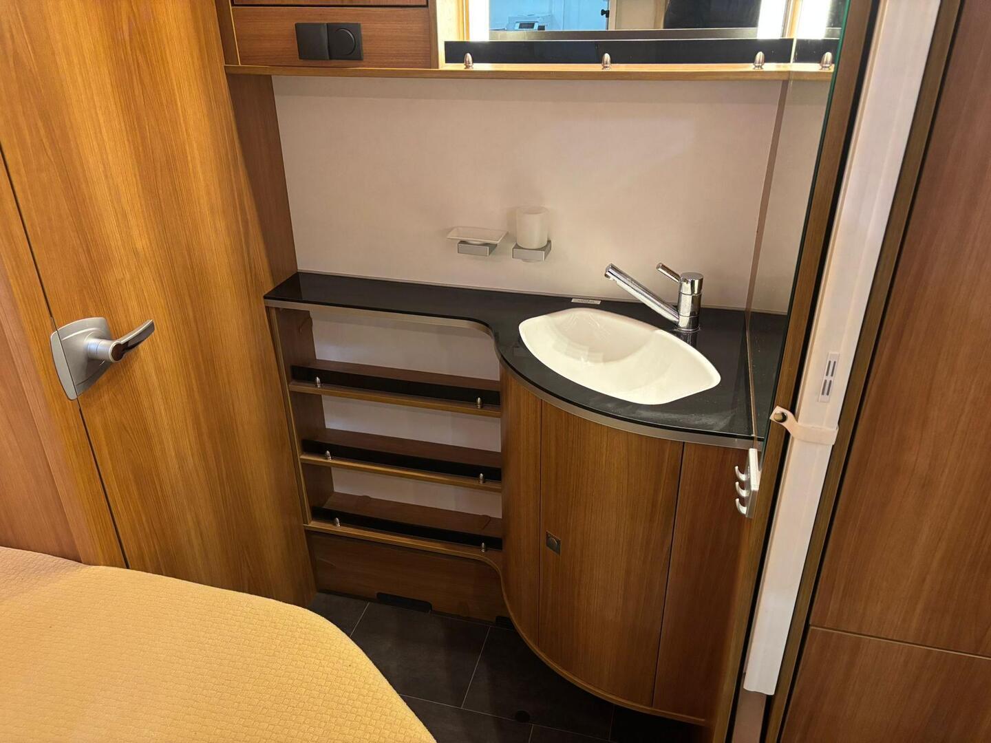 DETHLEFFS NOMAD 2016