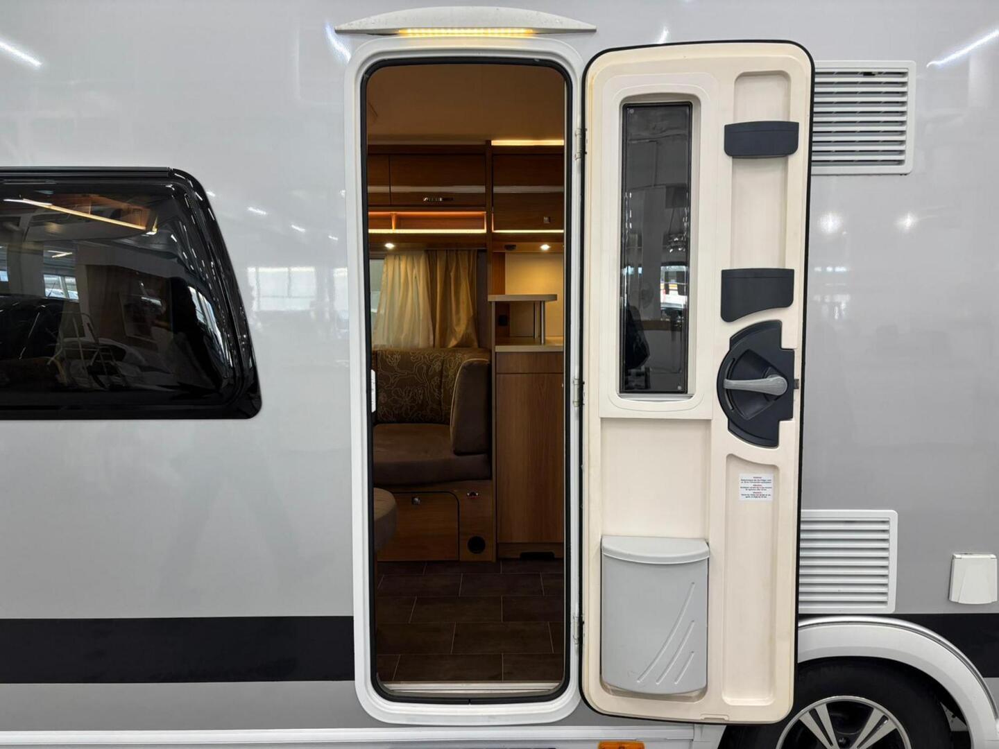 DETHLEFFS NOMAD 2016