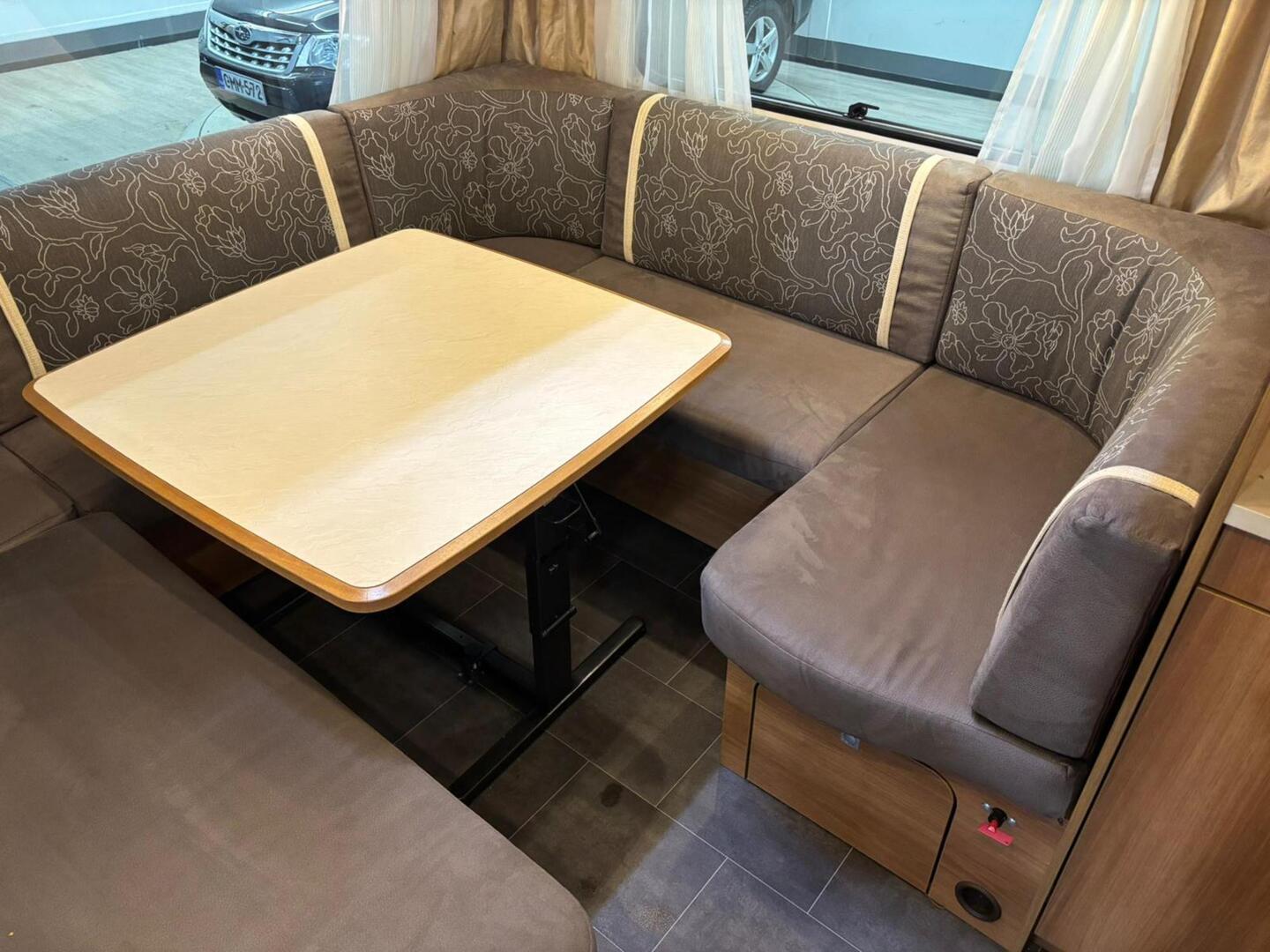 DETHLEFFS NOMAD 2016