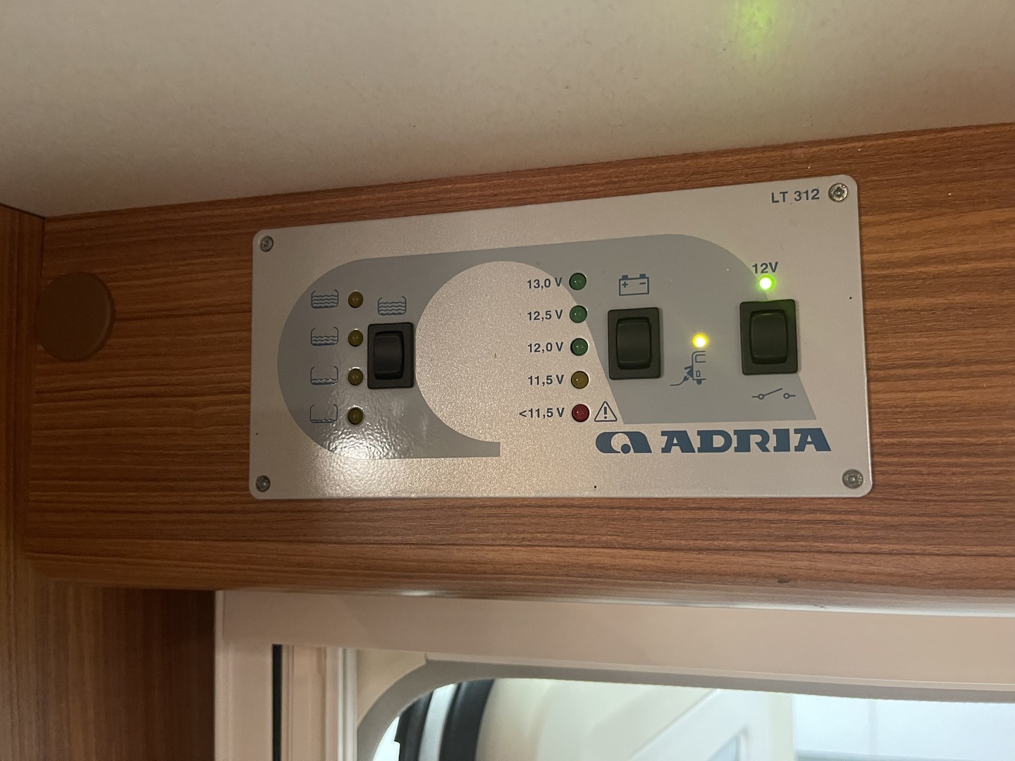 ADRIA 743 UP 2013