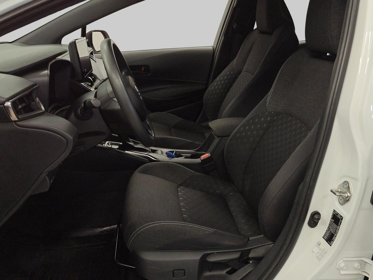 TOYOTA Corolla 2024