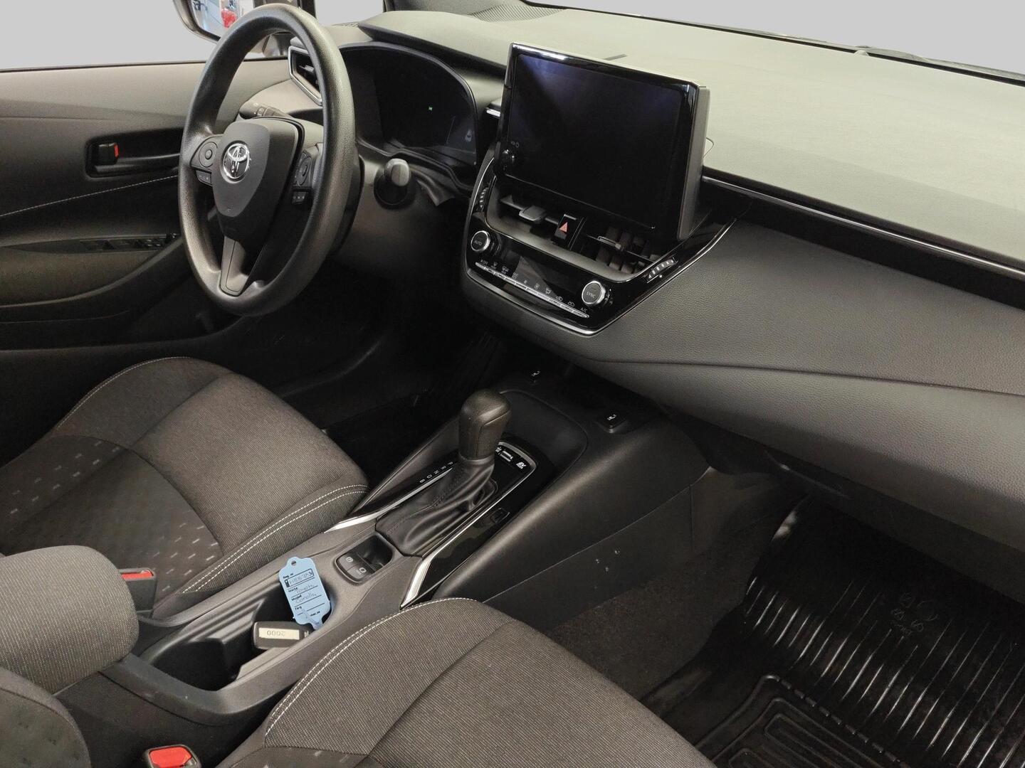 TOYOTA Corolla 2024