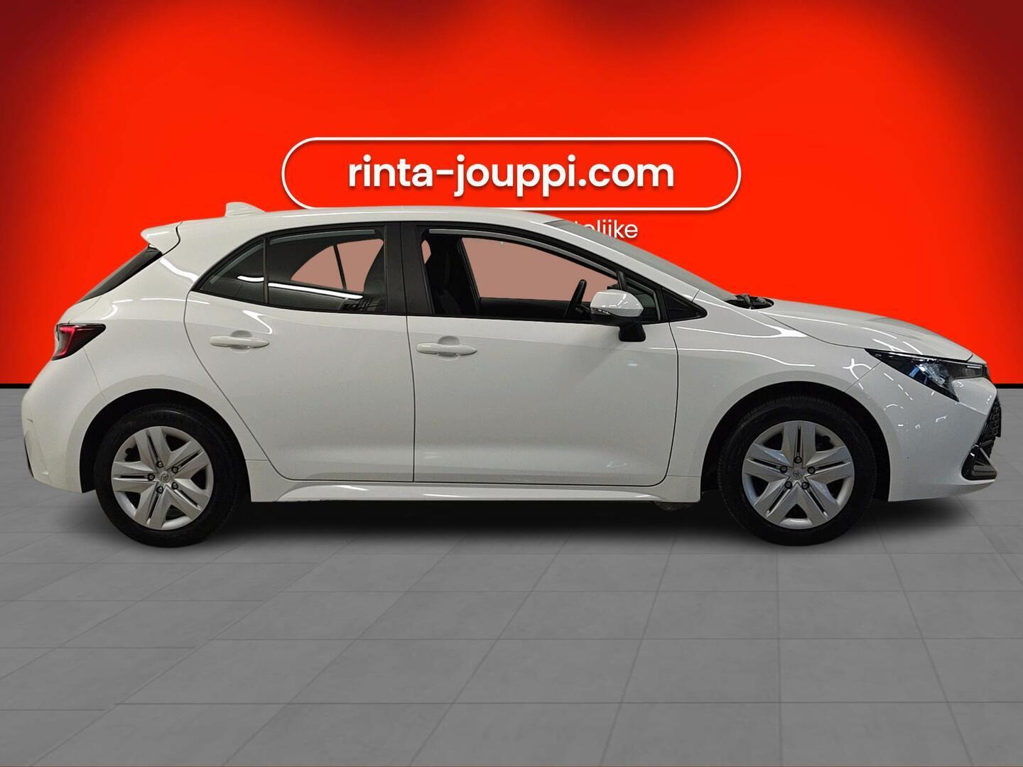 TOYOTA Corolla 2024