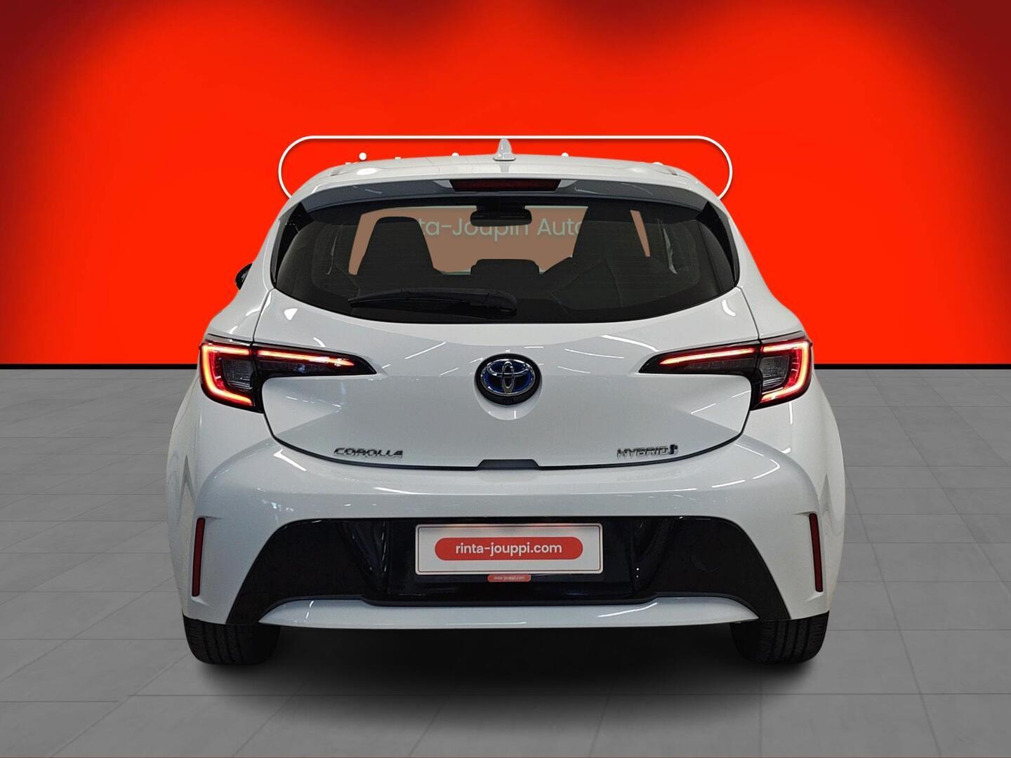 TOYOTA Corolla 2024