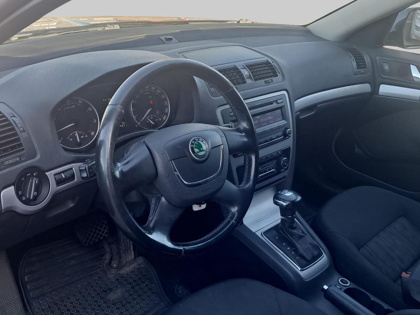 SKODA Octavia 2009