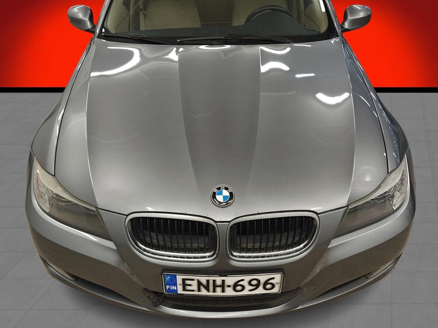BMW 320 2009