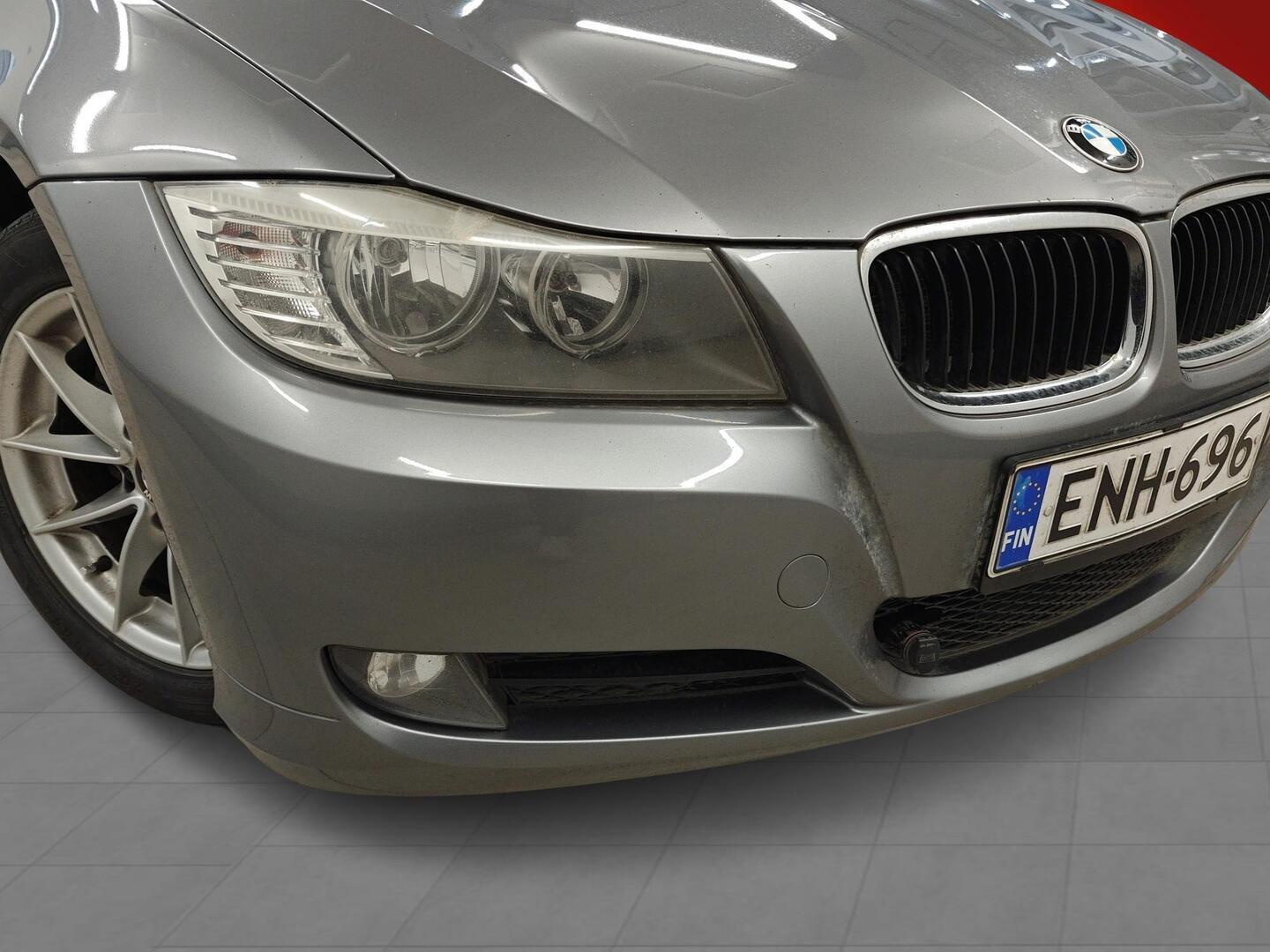 BMW 320 2009