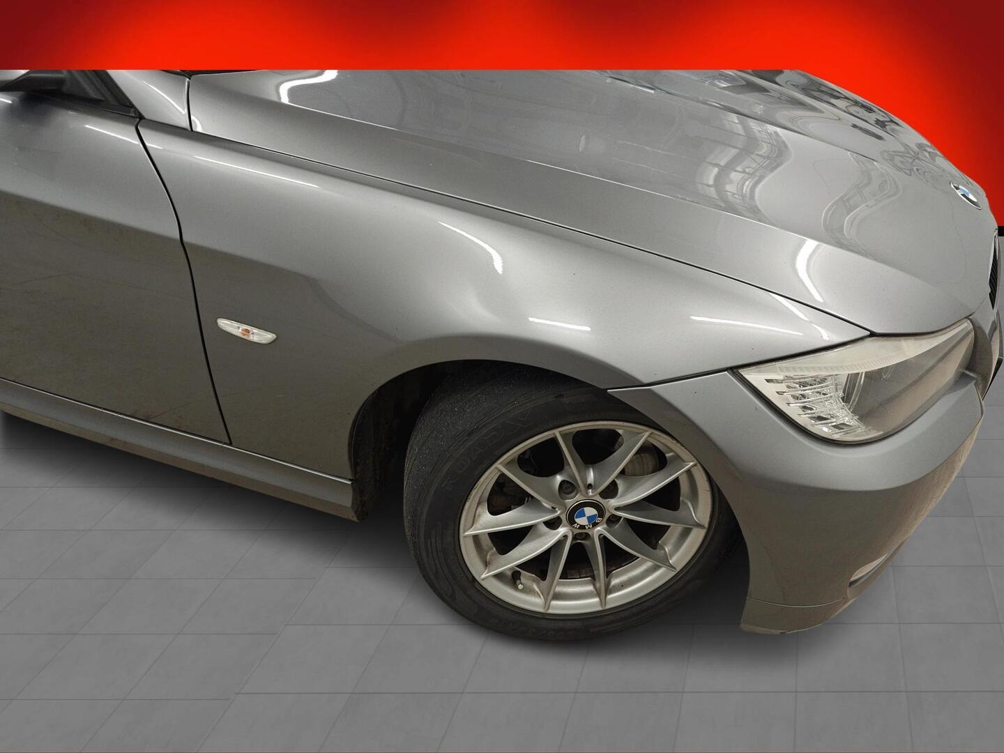 BMW 320 2009