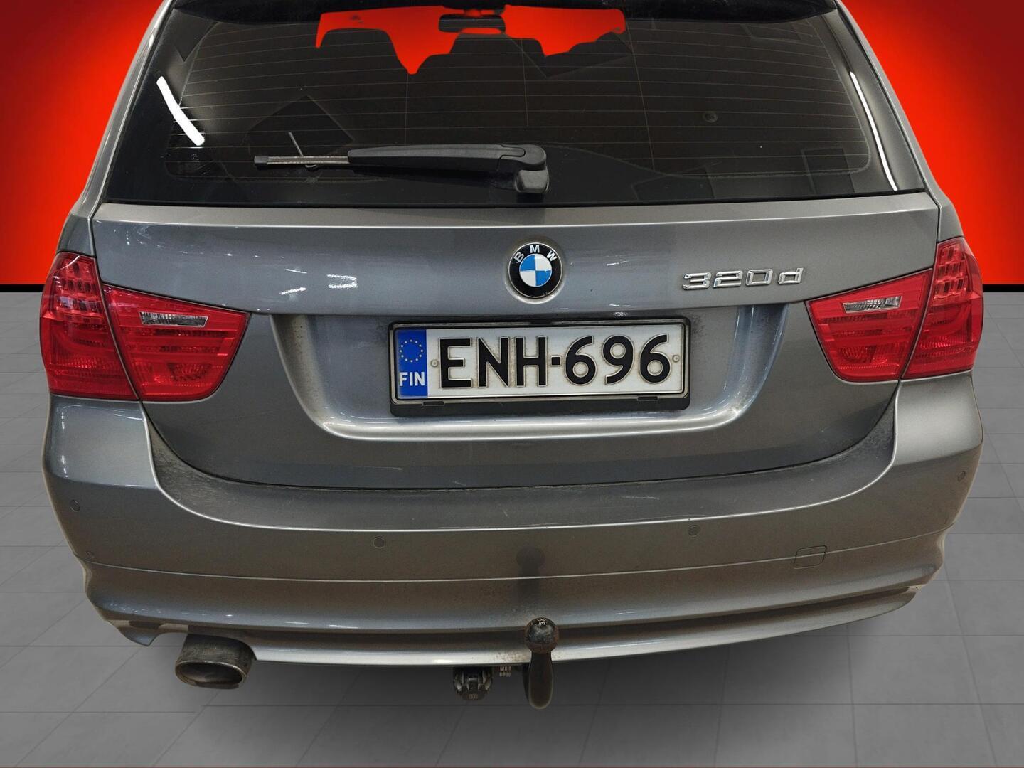 BMW 320 2009