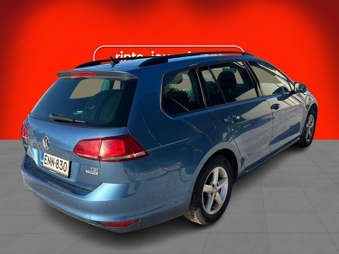 VOLKSWAGEN Golf 2015