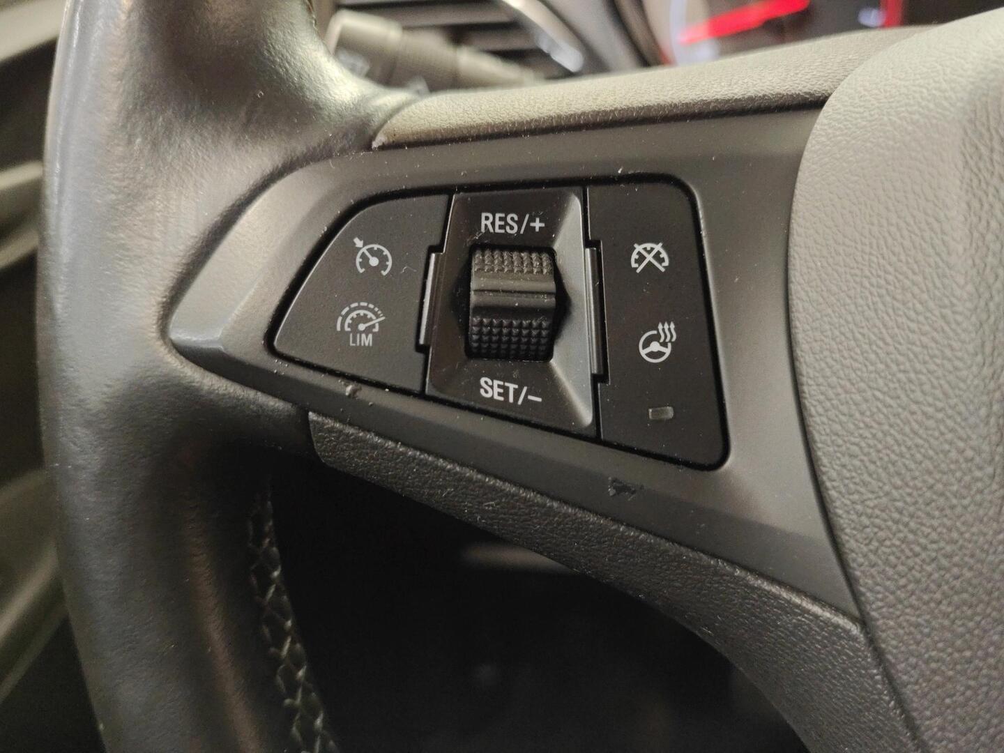 OPEL Karl 2016