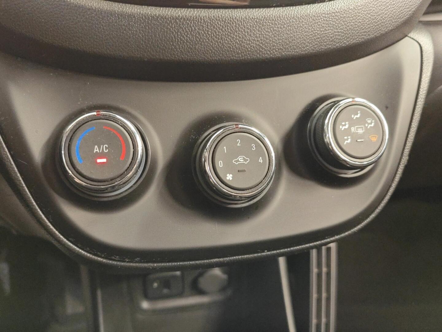 OPEL Karl 2016