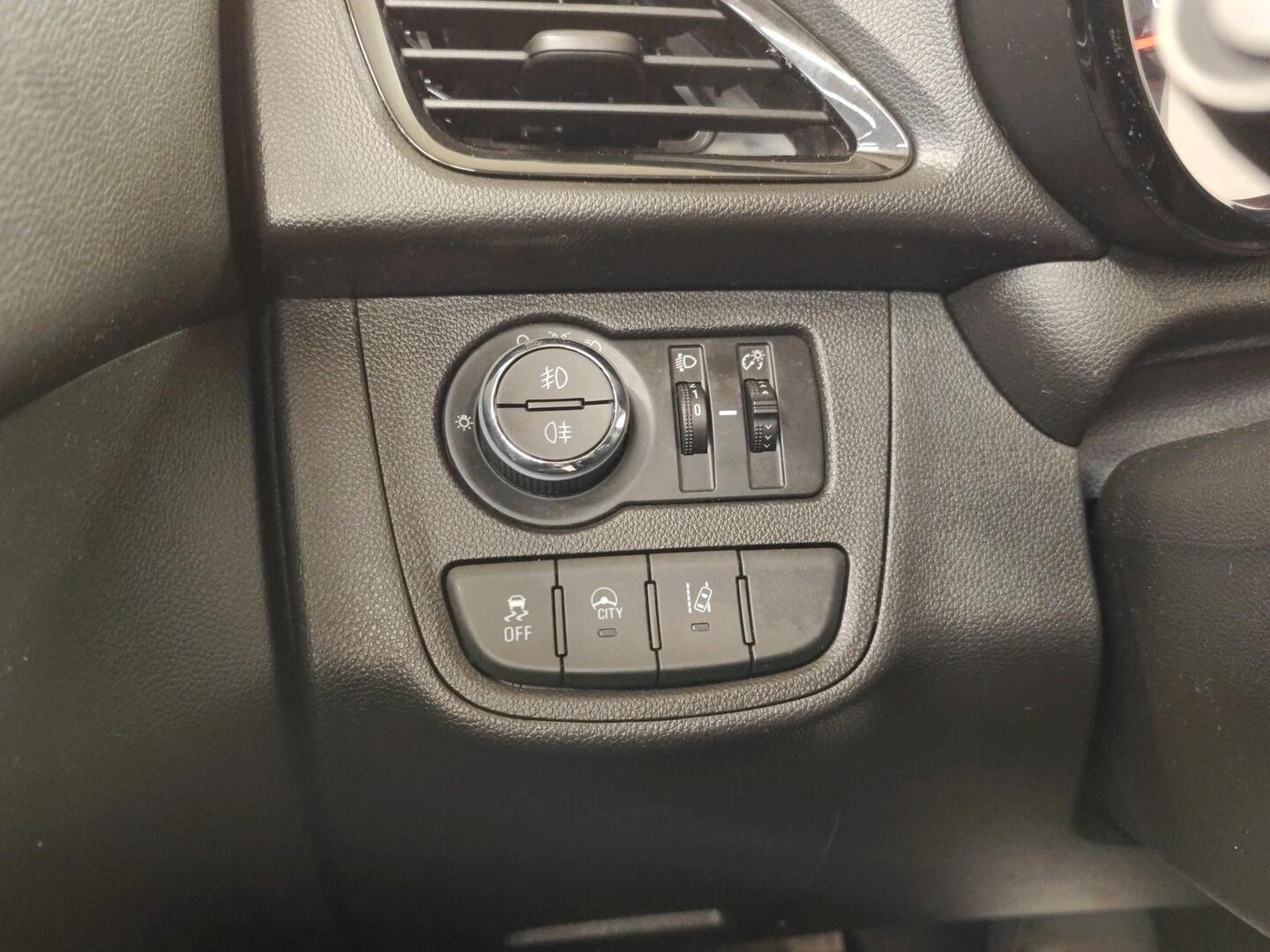 OPEL Karl 2016
