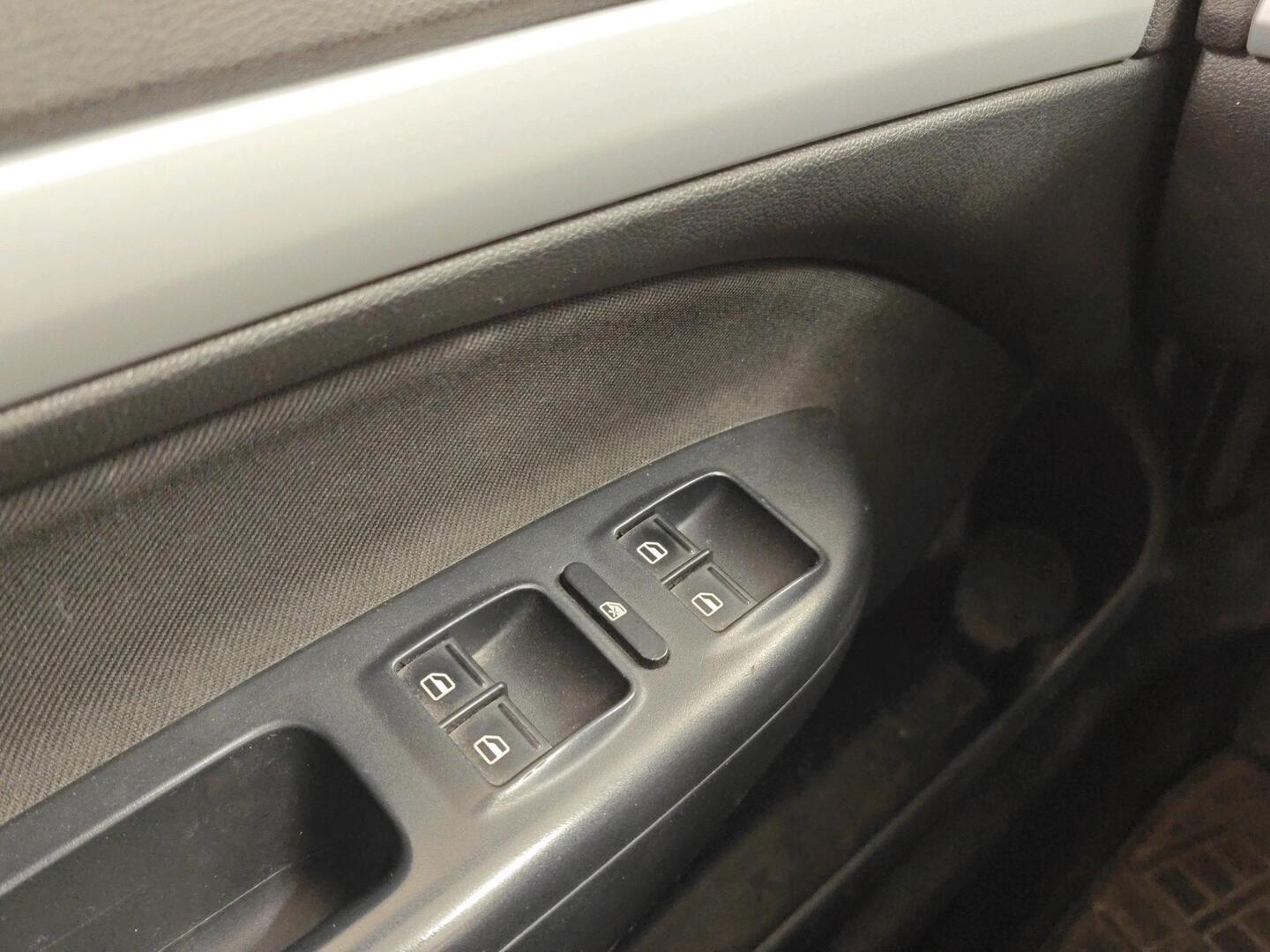 SKODA Octavia 2011