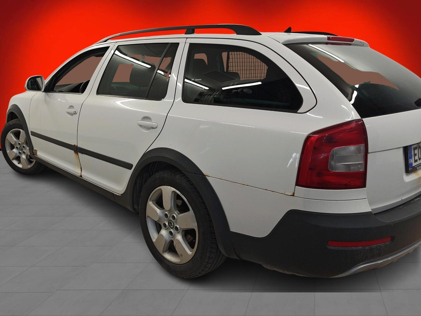 SKODA Octavia 2011