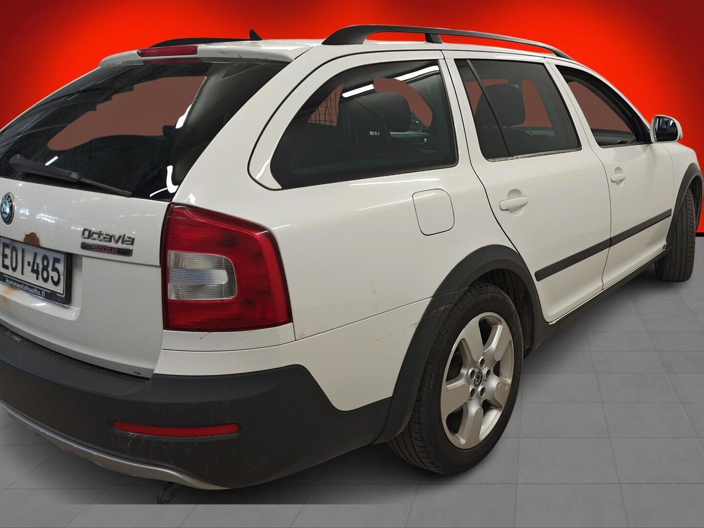 SKODA Octavia 2011