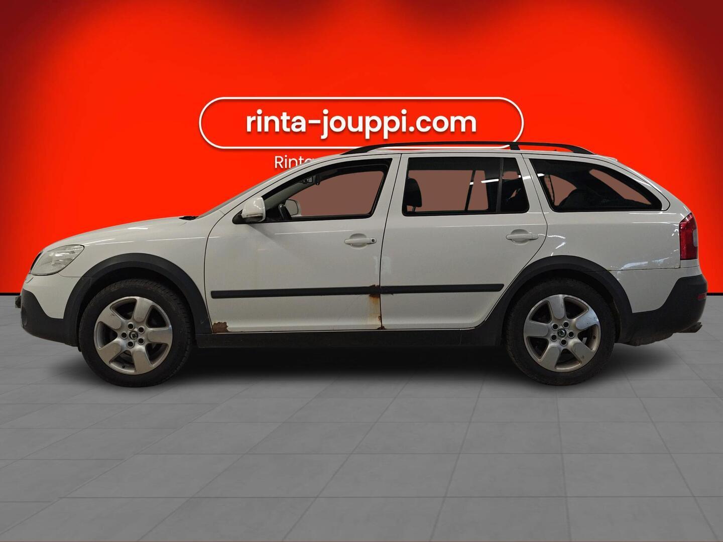 SKODA Octavia 2011