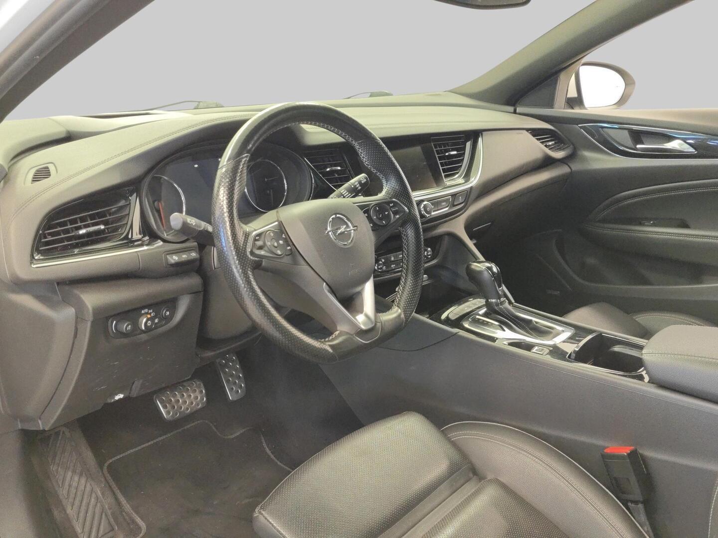 OPEL Insignia 2018