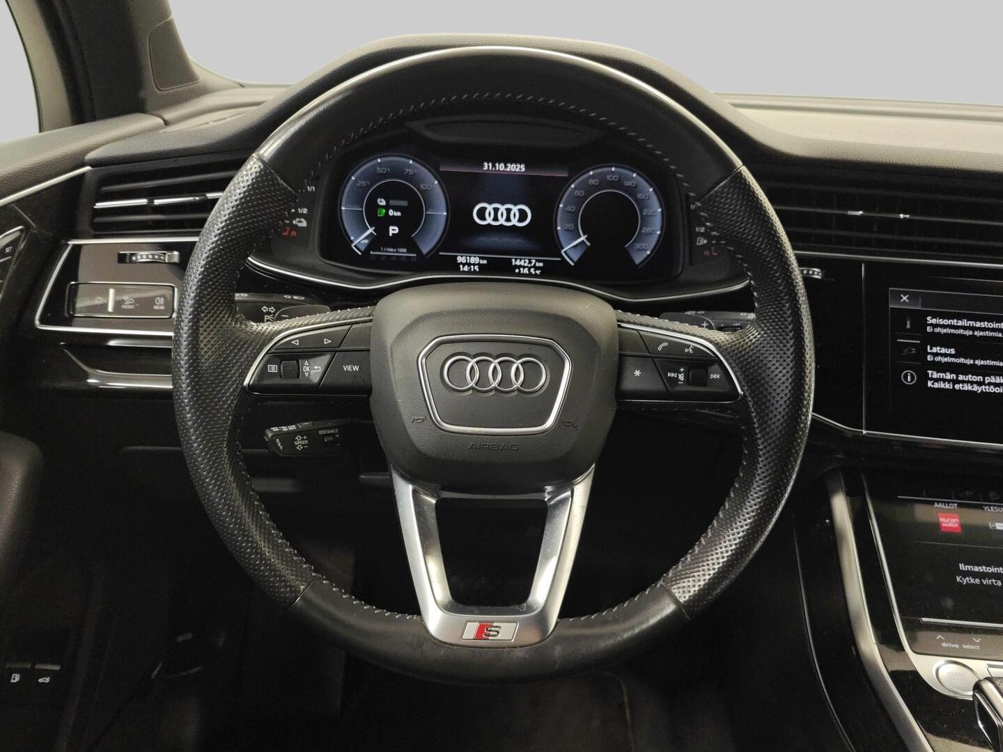 AUDI Q7 2020