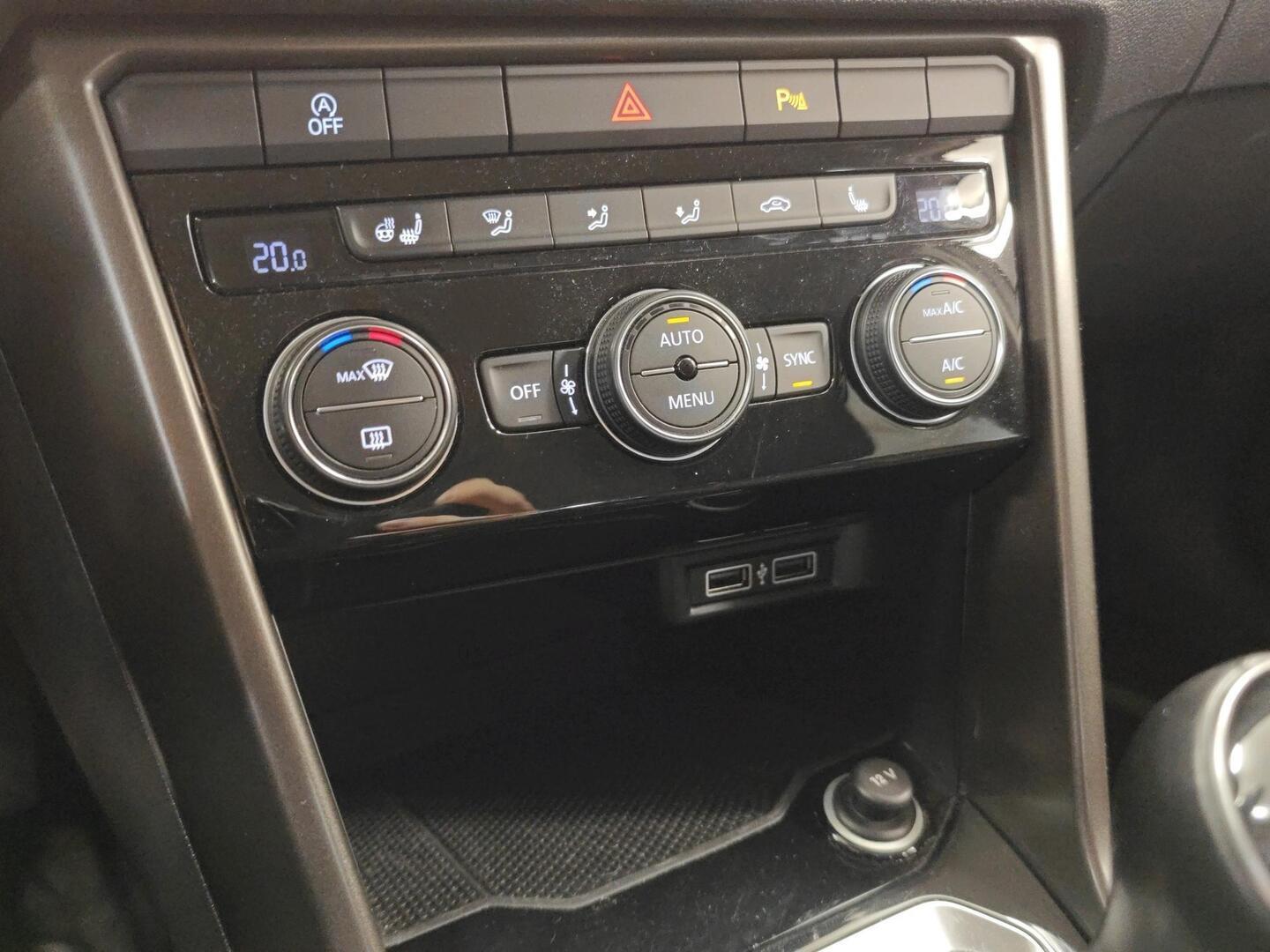 VOLKSWAGEN T-Roc 2018