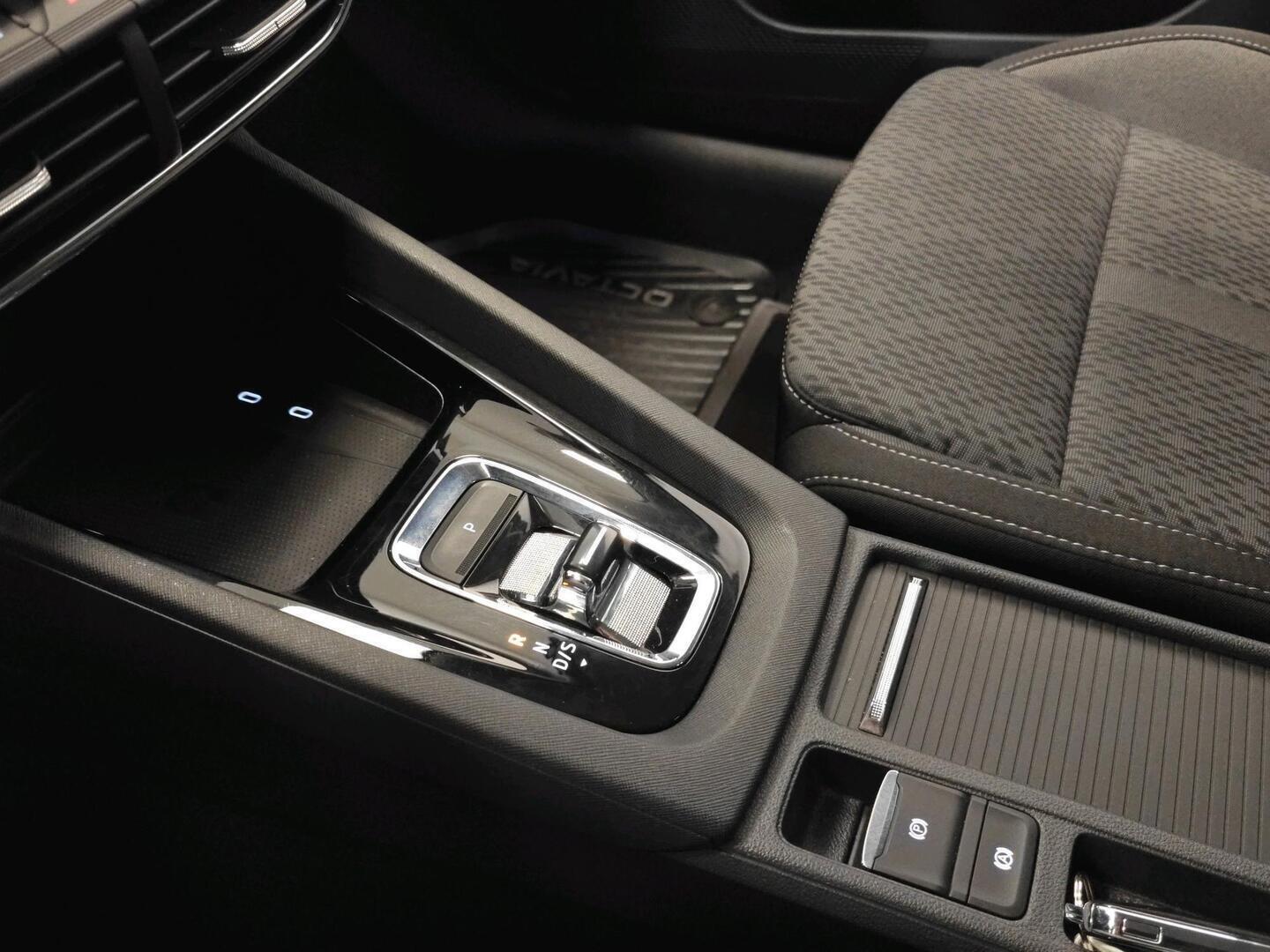 SKODA Octavia 2021