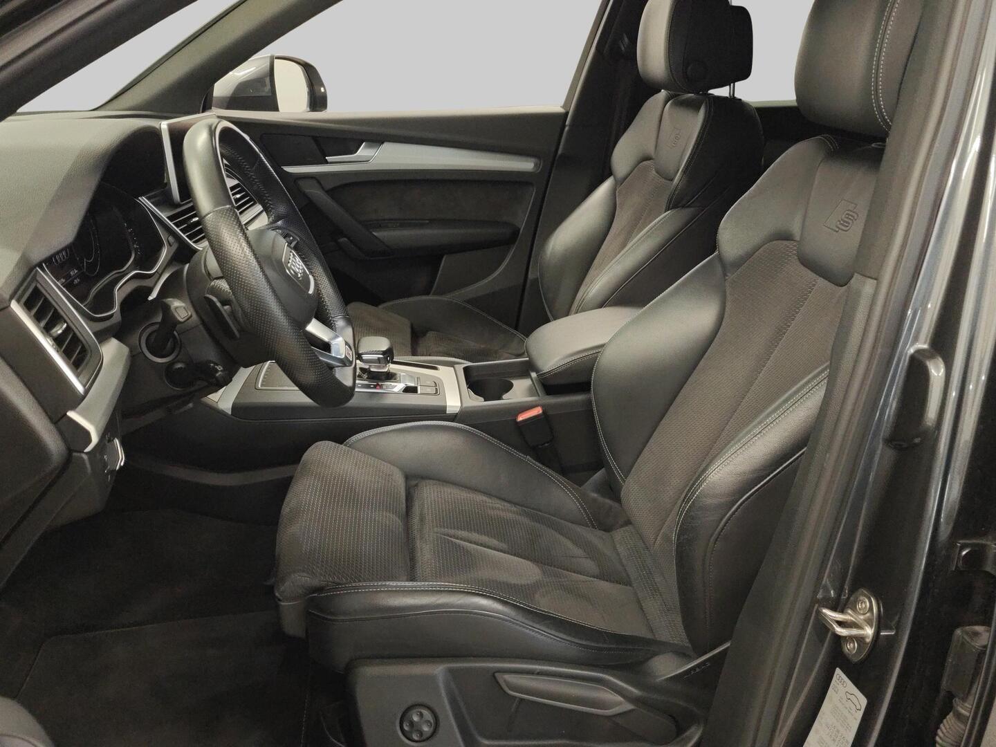 AUDI Q5 2020