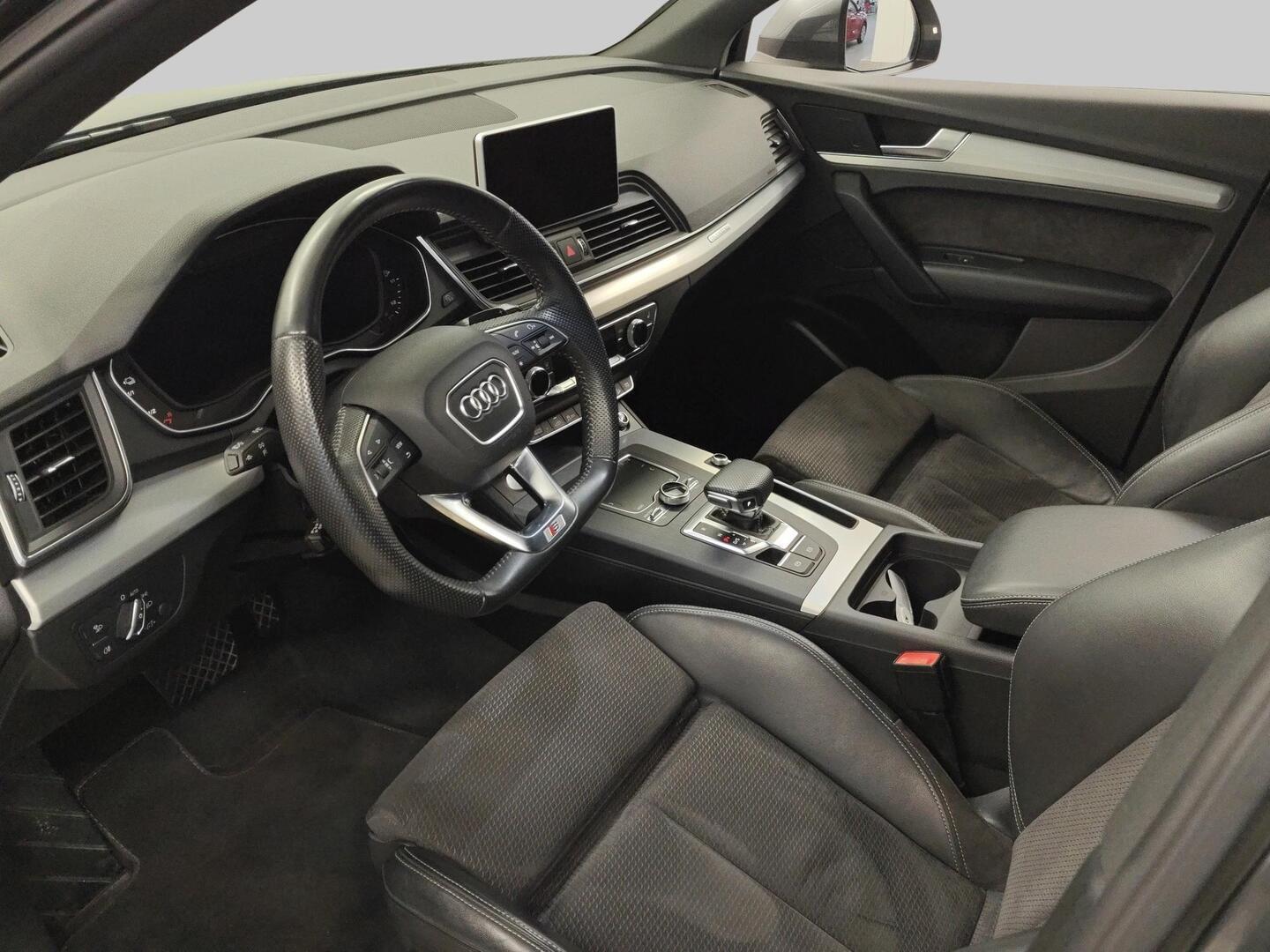 AUDI Q5 2020