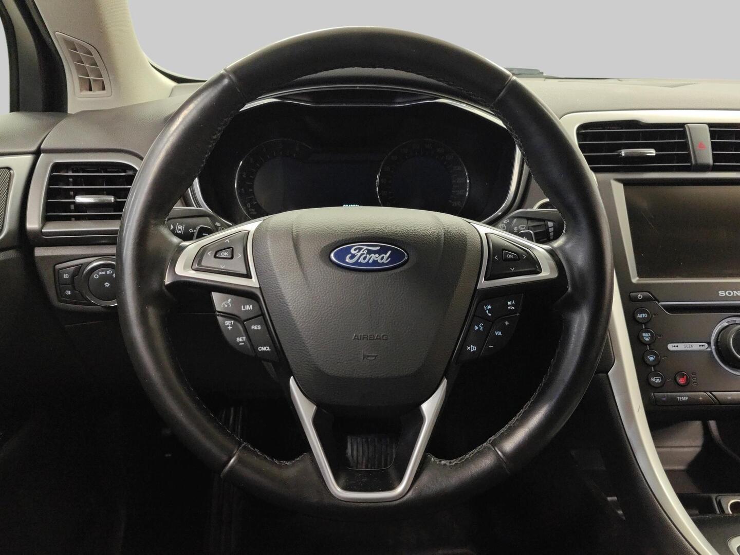 FORD Mondeo 2015