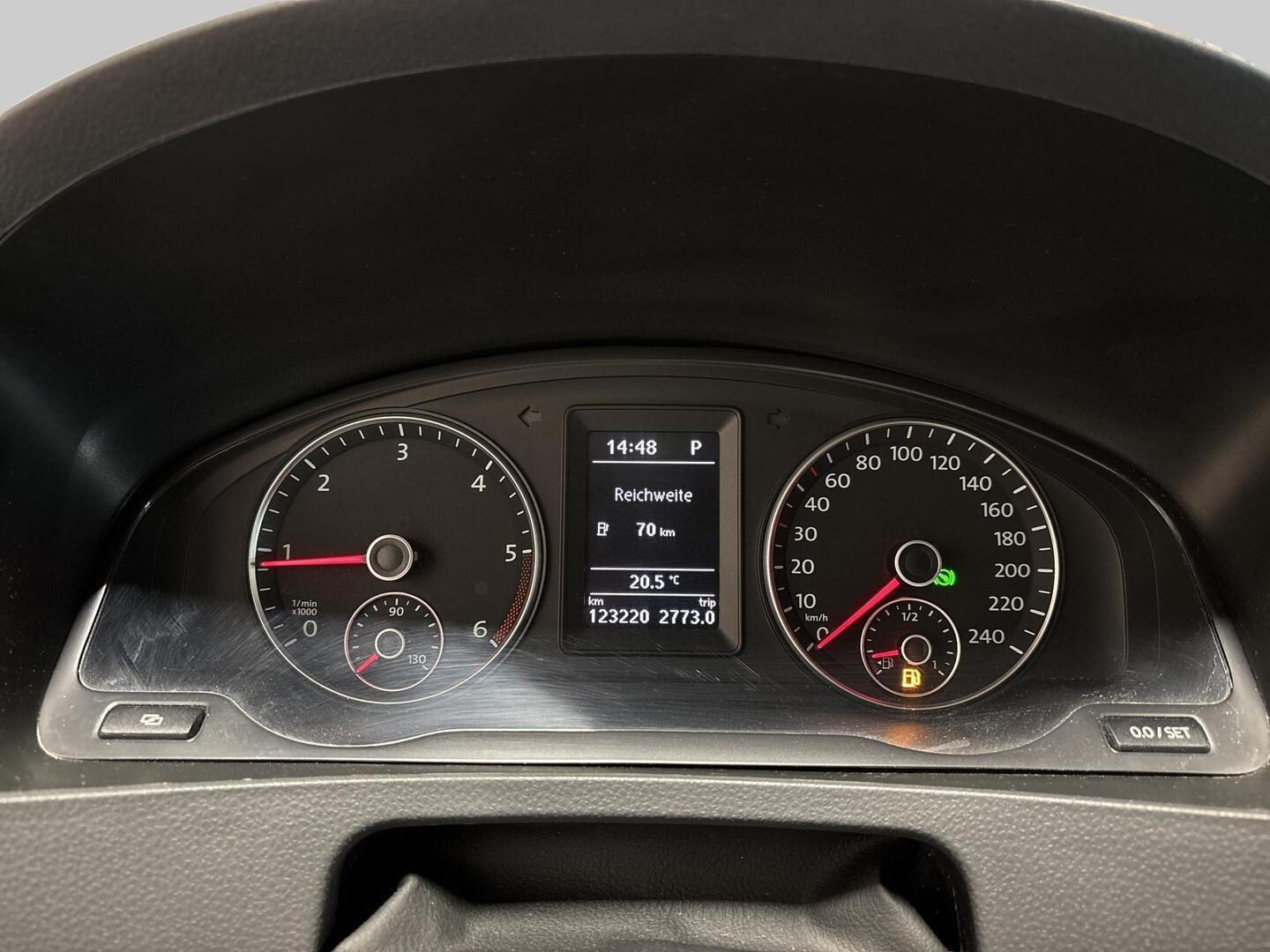 VOLKSWAGEN Caravelle 2010