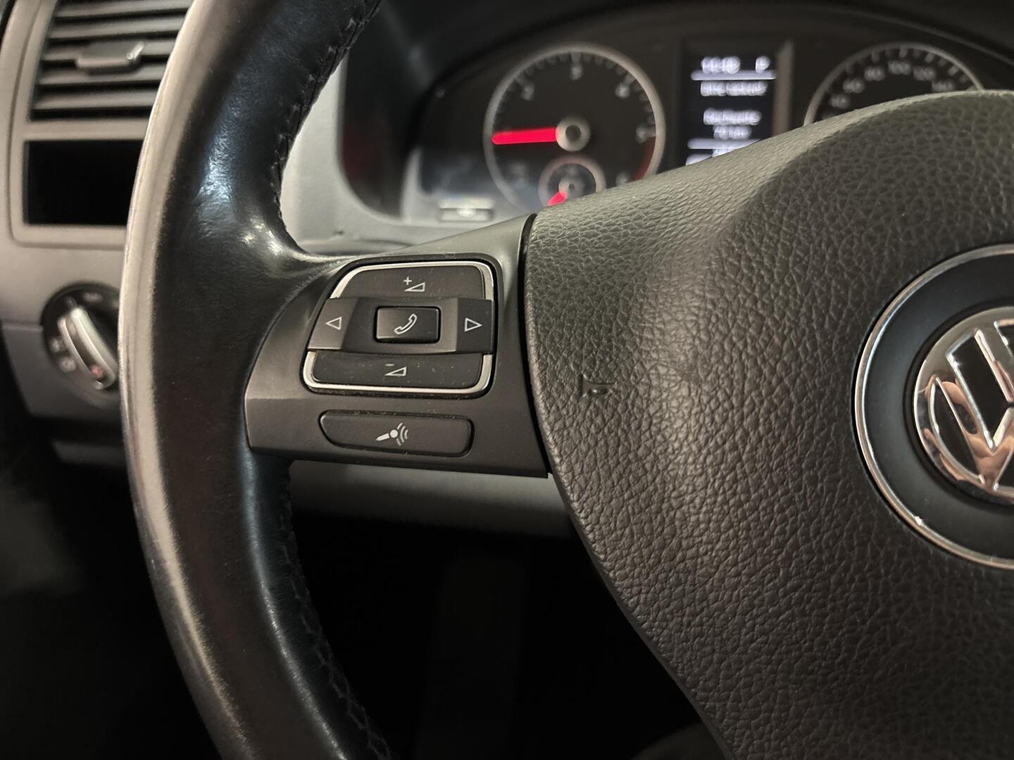 VOLKSWAGEN Caravelle 2010