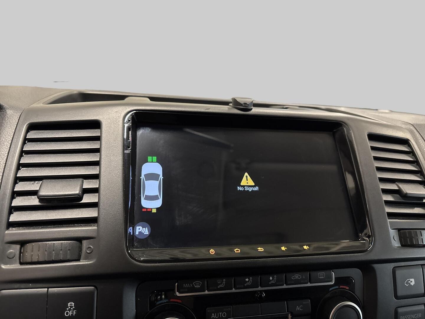 VOLKSWAGEN Caravelle 2010