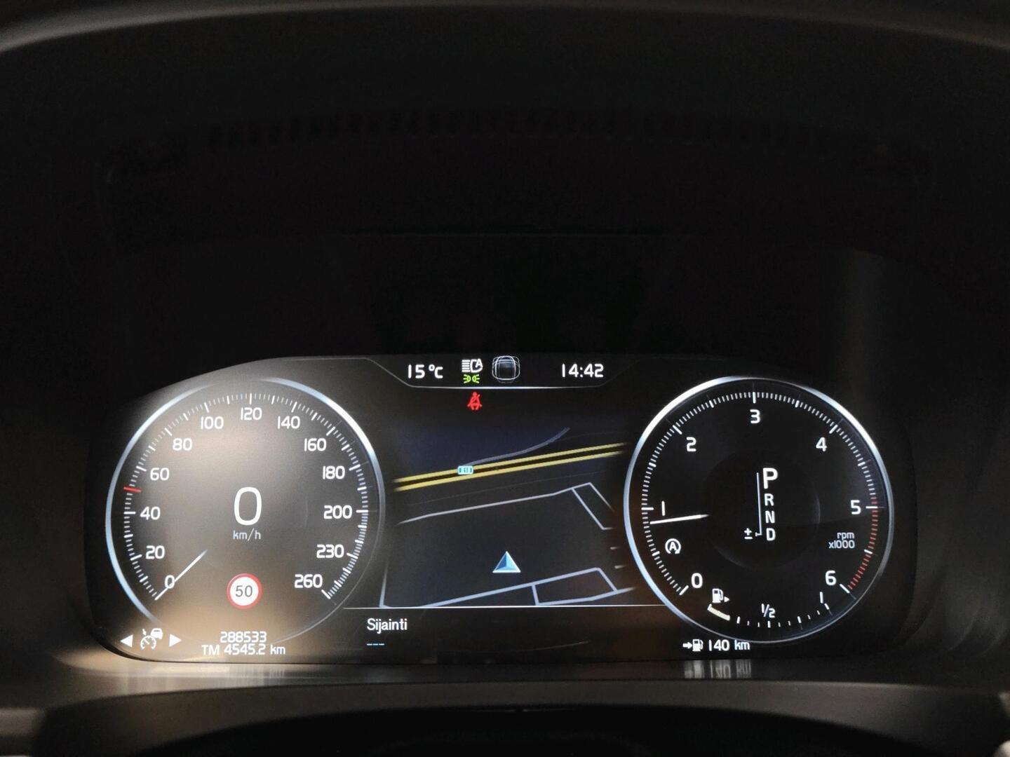 VOLVO V90 Cross Country 2017