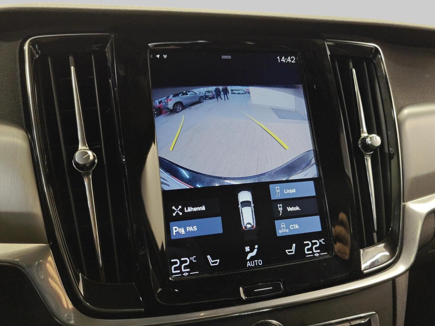 VOLVO V90 Cross Country 2017