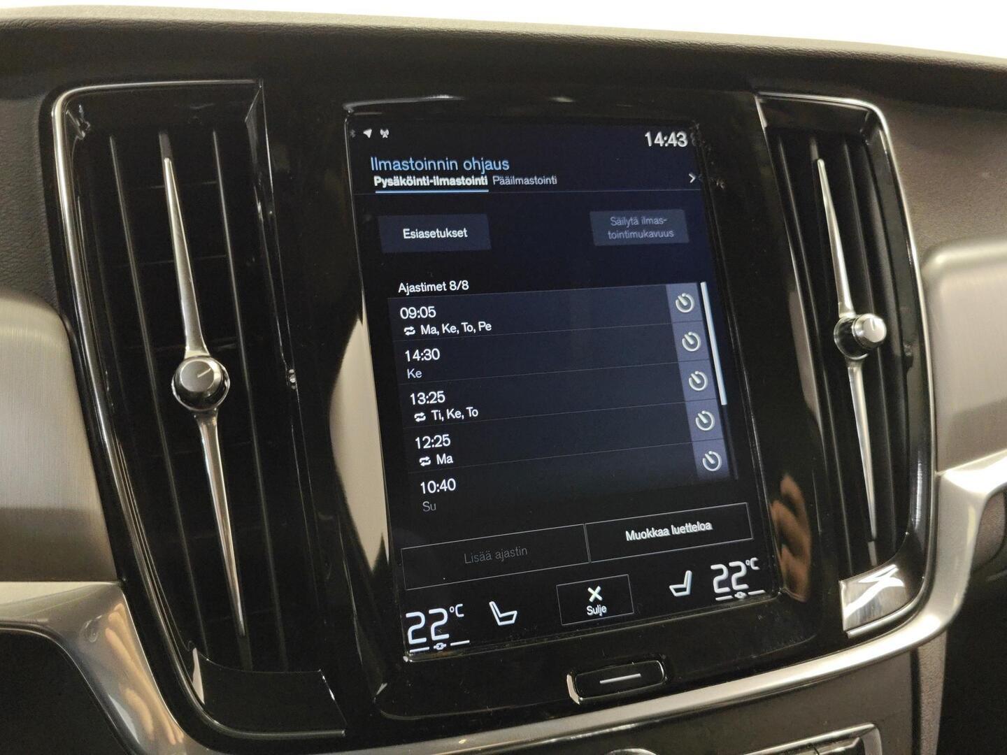 VOLVO V90 Cross Country 2017