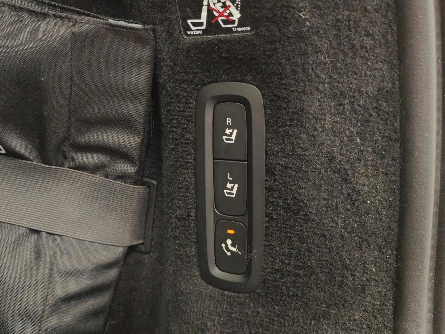 VOLVO V90 Cross Country 2017