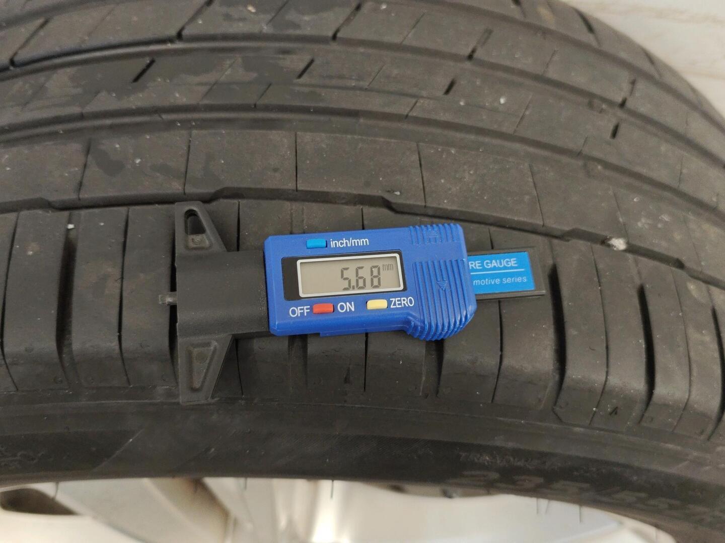 VOLVO V90 Cross Country 2017