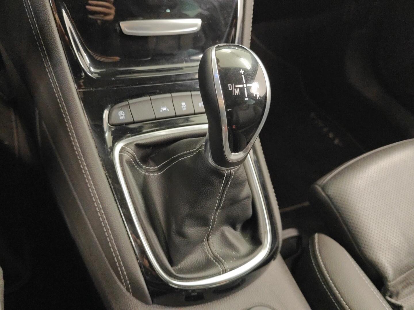 OPEL Astra 2018