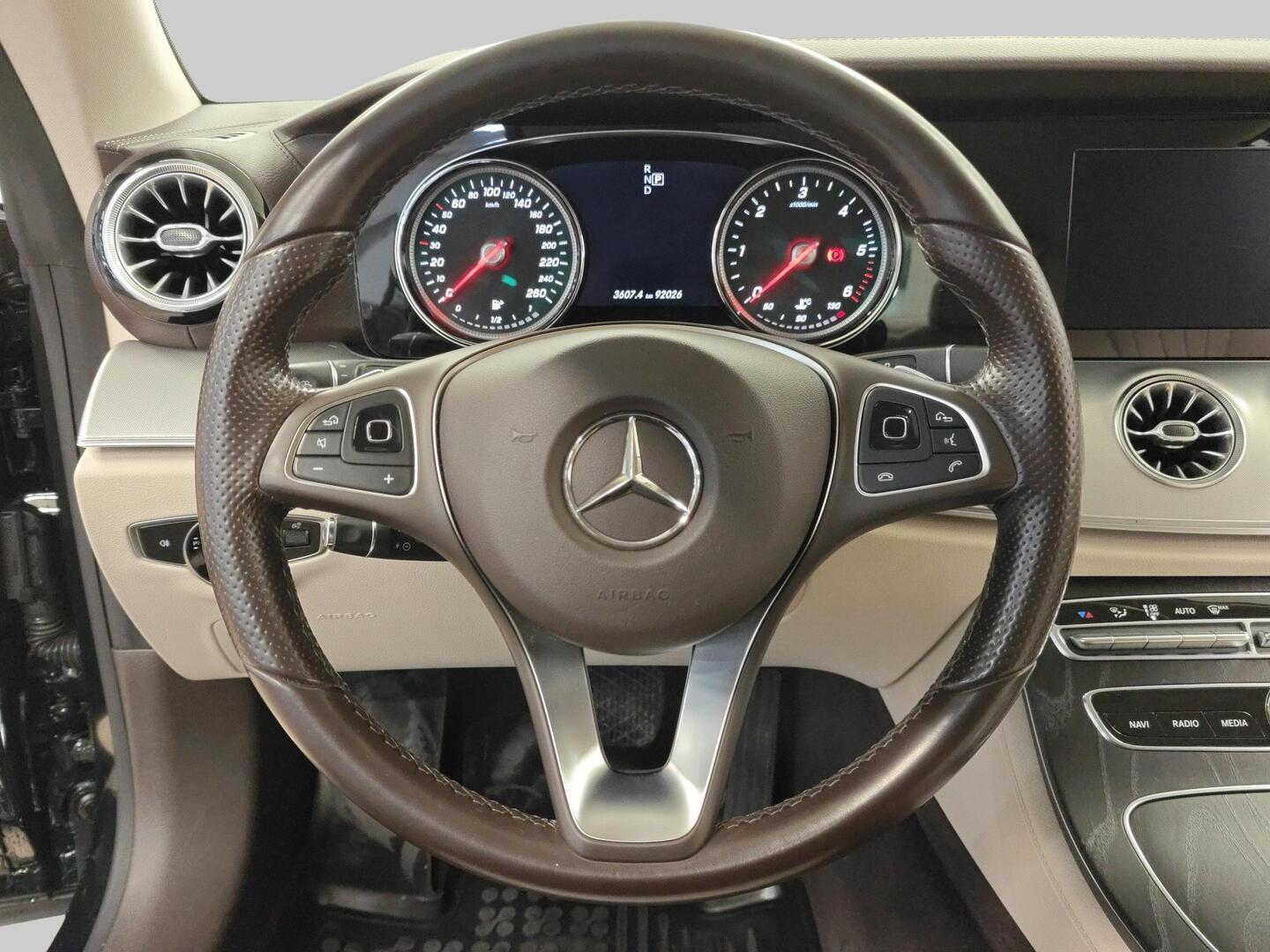 MERCEDES-BENZ E 2018