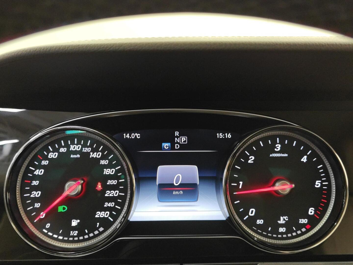 MERCEDES-BENZ E 2018