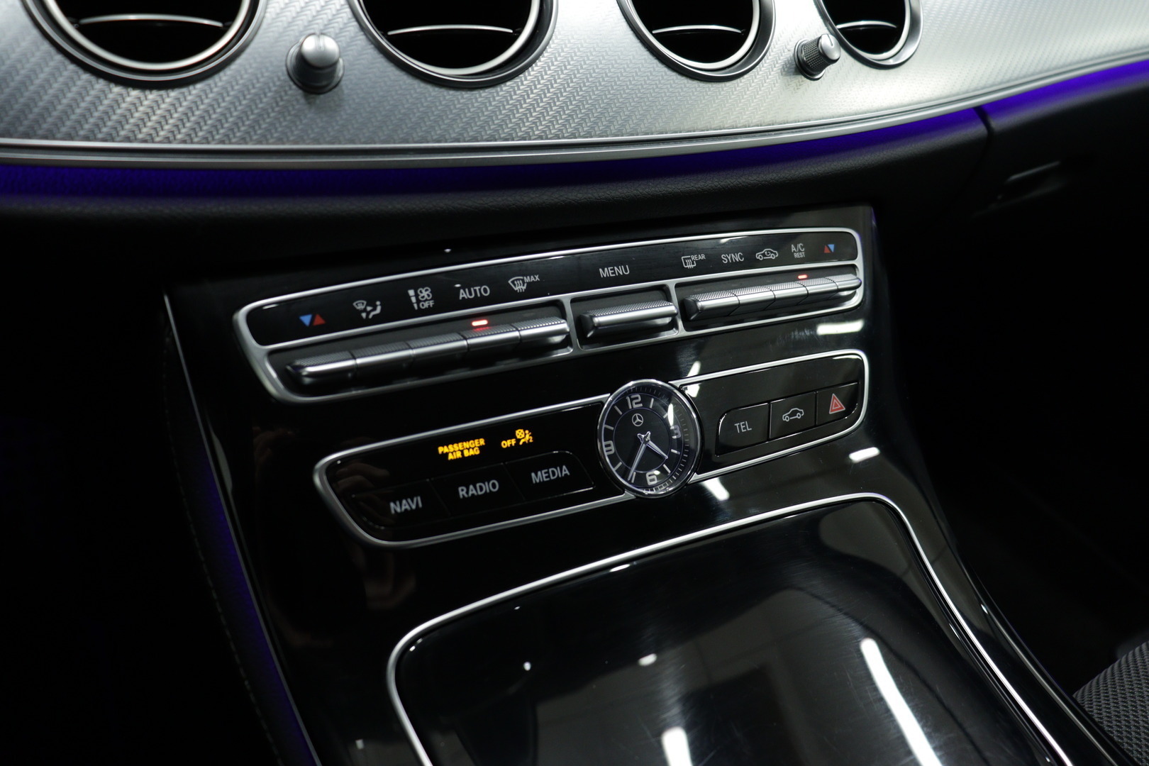 MERCEDES-BENZ E 2018