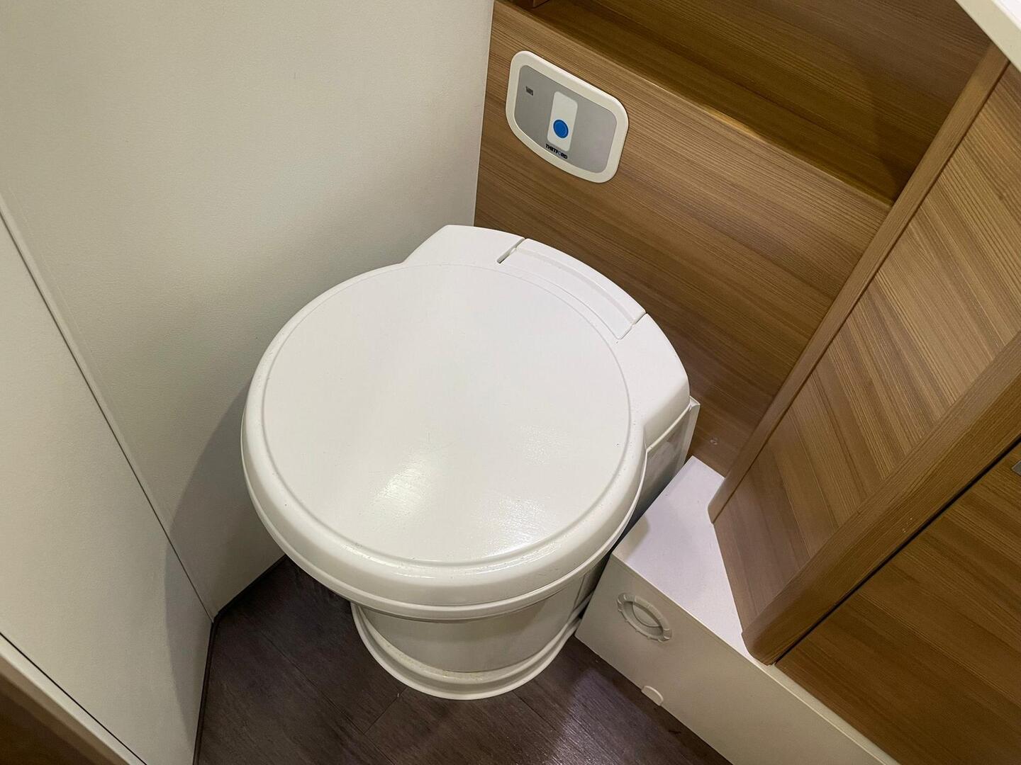 ADRIA Matrix M 670SL 2019