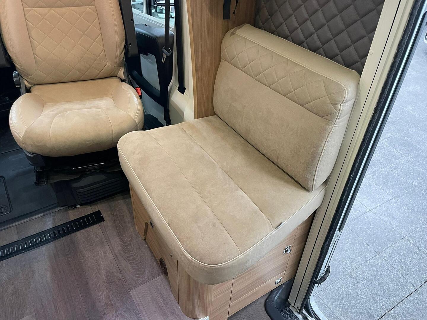 ADRIA Matrix M 670SL 2019