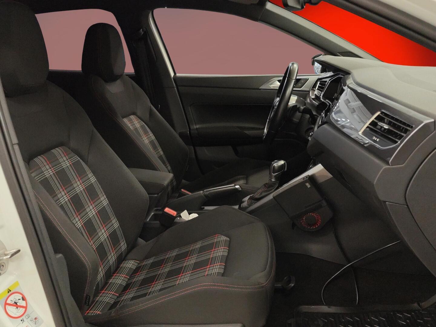 VOLKSWAGEN Polo 2019