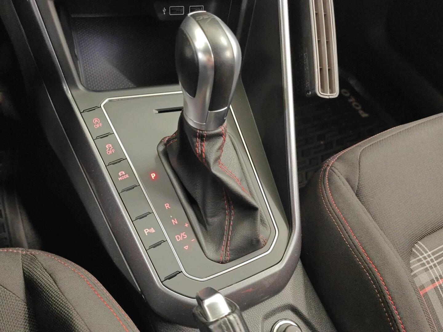 VOLKSWAGEN Polo 2019