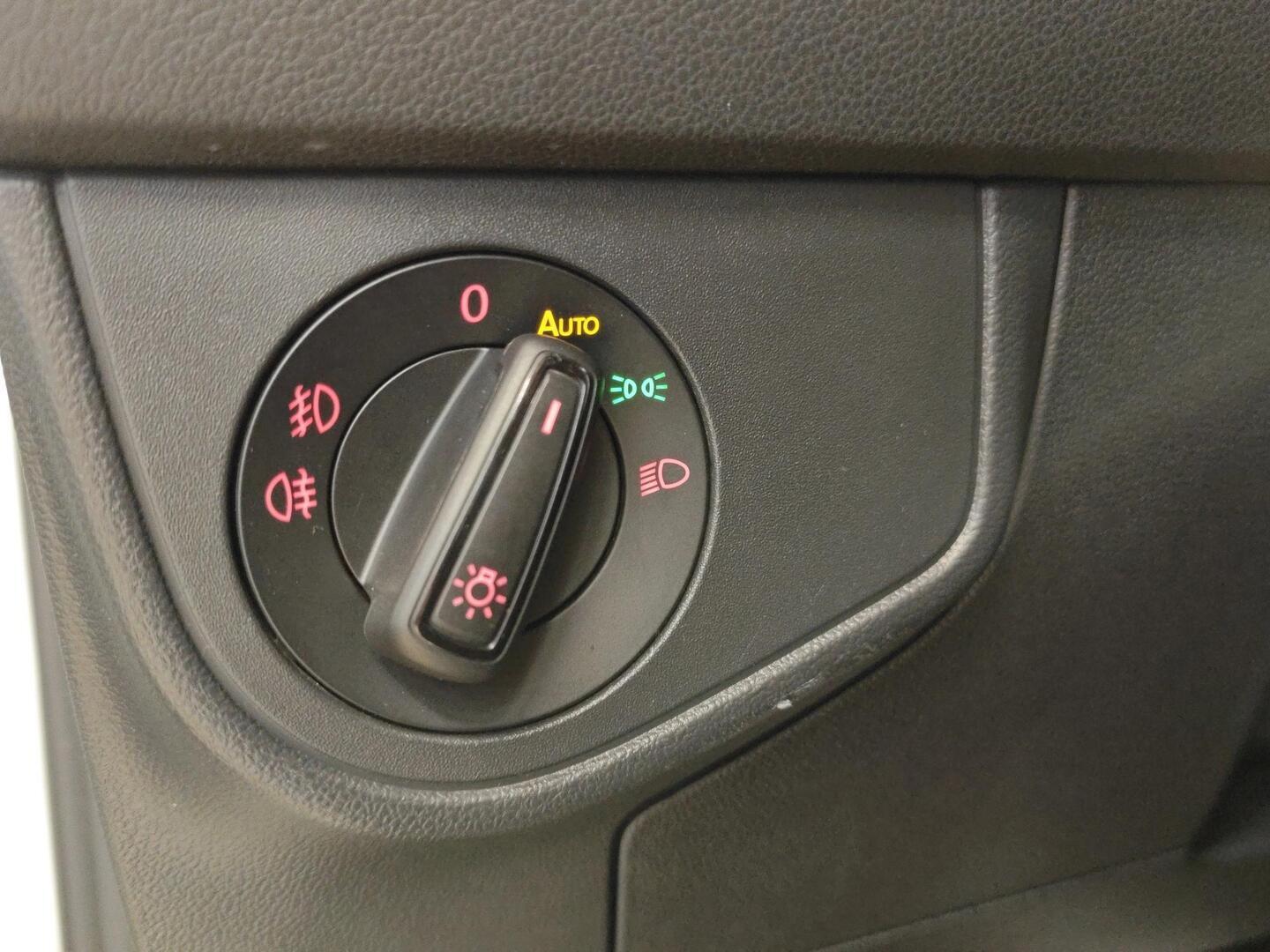 VOLKSWAGEN Polo 2019